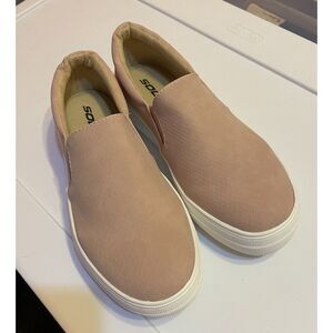 Soda Women's slip on shoes Boat Shoe,‎ Soft Insoles  Sz 6.5